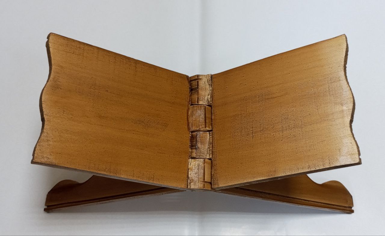 رەحل قورئان  خوێندن دار